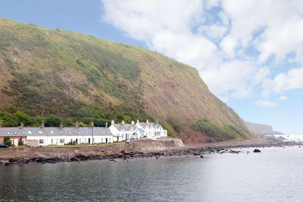 The Cottage By The Sea, Scotland Burnmouth Eksteriør billede